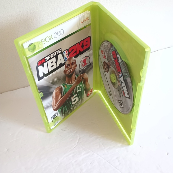 X-box 360 Live Kevin Garnett 2 KSports NBA 2K9 Video Game Complete - Picture 6 of 15